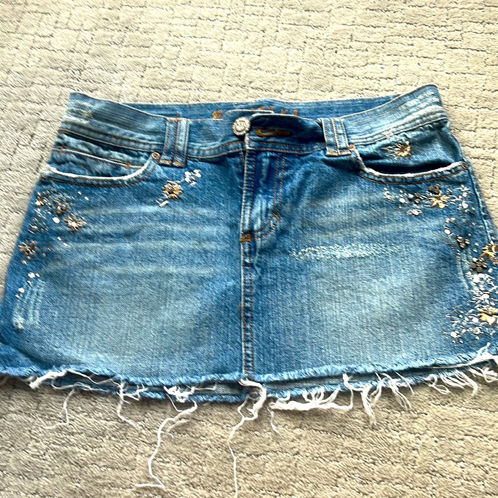 Nikibiki Mini Skirt Low Rise Medium
